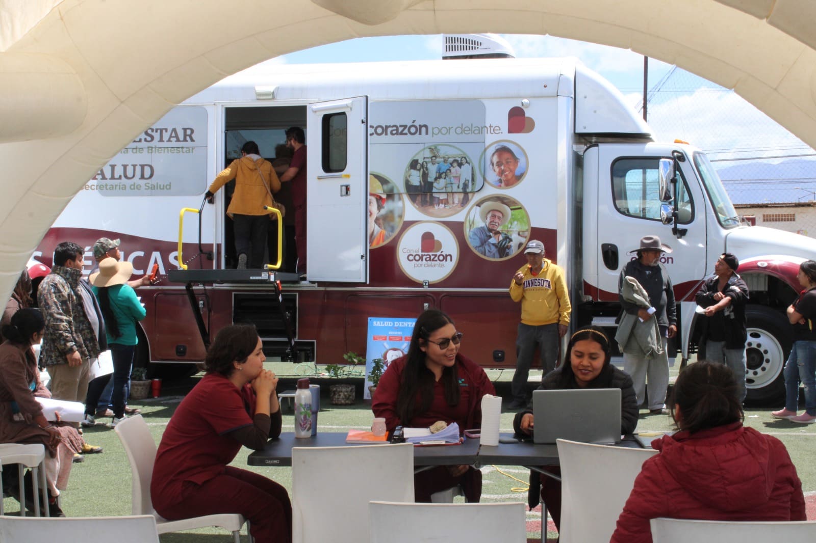 SE MANTIENEN UNA SEMANA MÁS LOS CENTROS DE SALUD MÓVILES EN LA COLONIA EL NIÑO EN TIJUANA