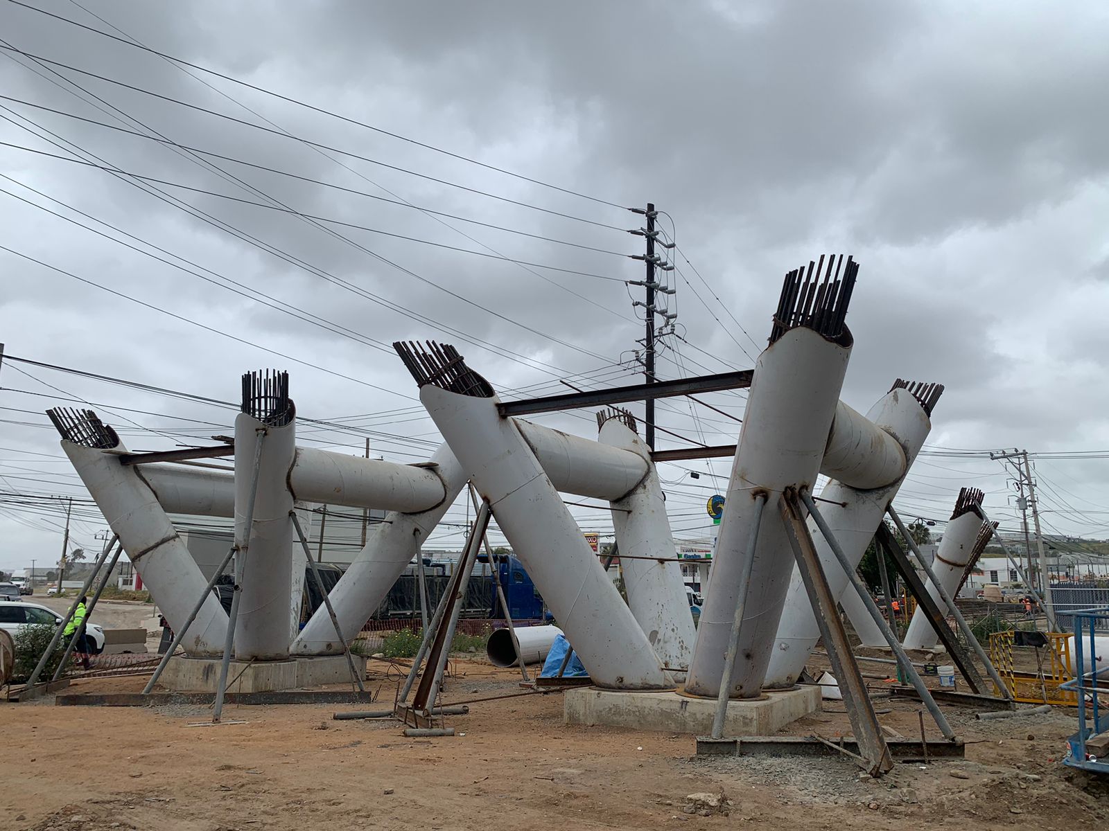 CONTINÚAN TRABAJOS A CARGO DE SIDURT EN CONSTRUCCIÓN DEL NODO VIALIDAD ALAMAR EN TIJUANA