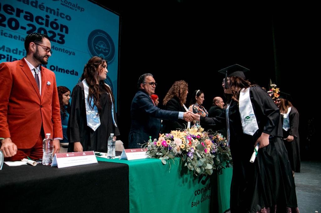 CELEBRA CONALEP GRADUACIÓN DE GENERACIÓN “PATRICIA MICAELA LUJÁN MONTOYA”: SE