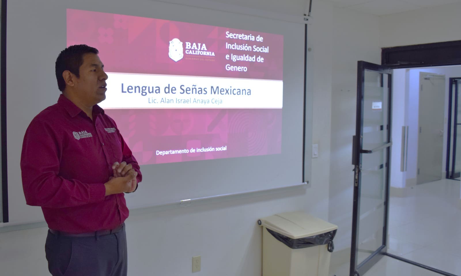 RECIBE PERSONAL DEL HMIM CAPACITACIÓN DE LENGUA DE SEÑAS MEXICANAS