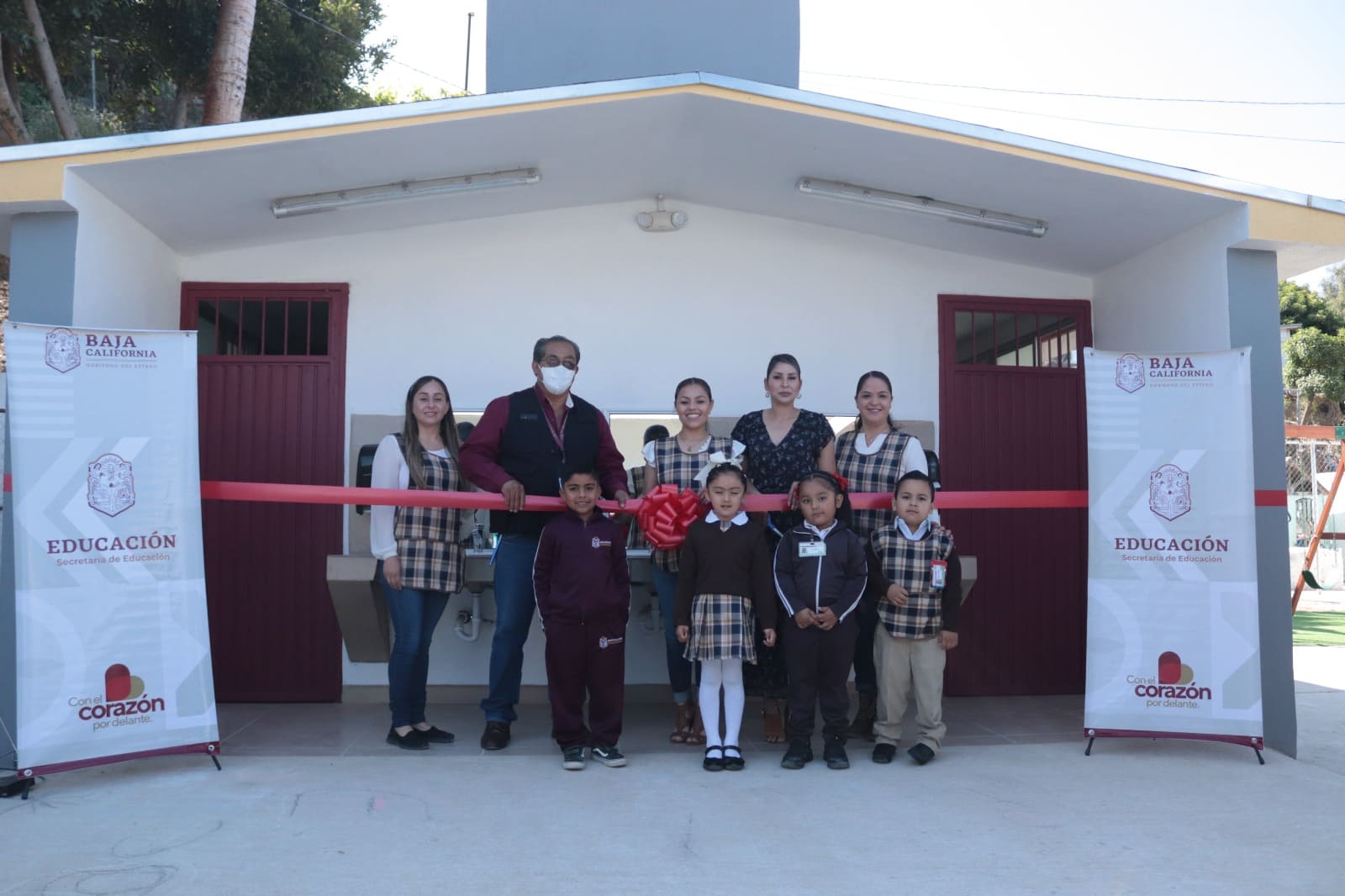 ENTREGA SECRETARÍA DE EDUCACIÓN MÓDULO SANITARIO EN PREESCOLAR CUICACALLI DE ROSARITO