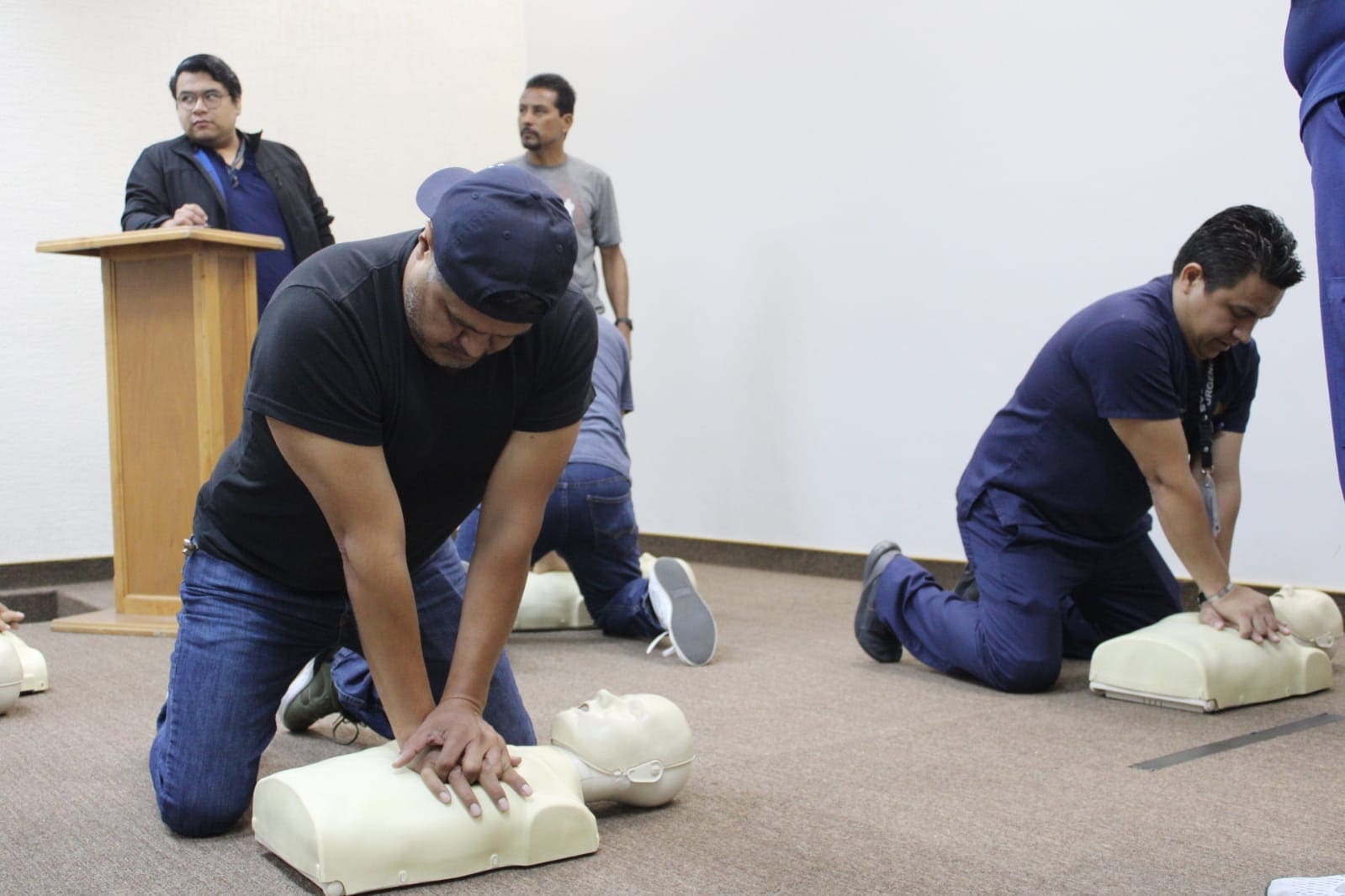 CAPACITAN EN EL HGM A SOFTBOLISTAS SOBRE PRIMEROS AUXILIOS