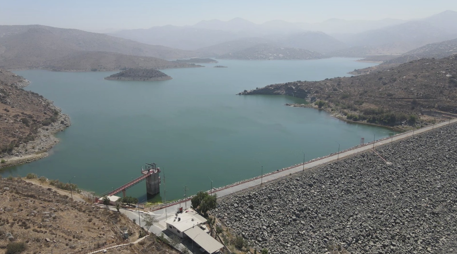 CONCIENTIZA CESPT A LA CIUDADANÍA SOBRE LA HUELLA HÍDRICA PARA LA CONSERVACIÓN DEL AGUA