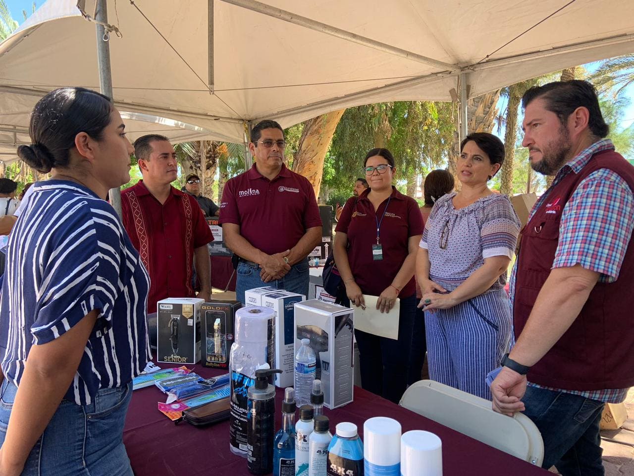 FORTALECE INMUJER LA ENTREGA DE TARJETAS VIOLETA A MUJERES EN SAN FELIPE