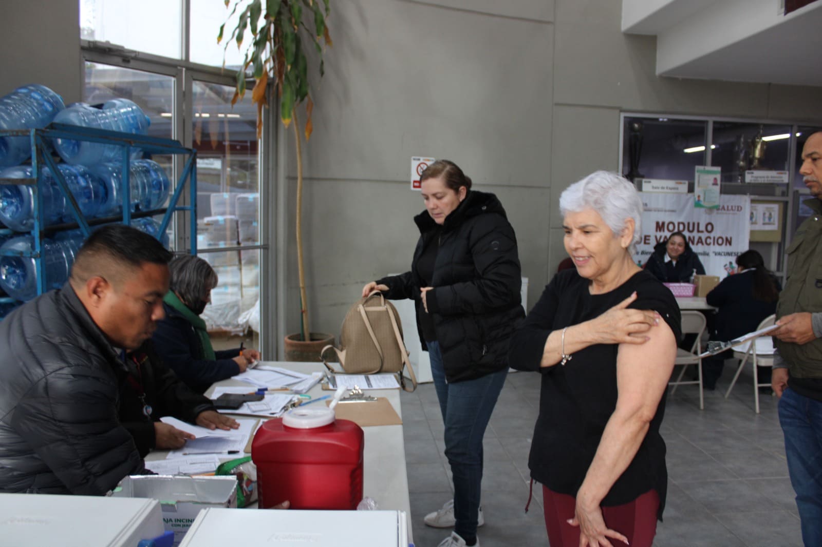 MANTIENEN ABIERTOS CENTROS DE SALUD DE ZONA COSTA PARA PRESTACIÓN DE SERVICIOS A LA COMUNIDAD